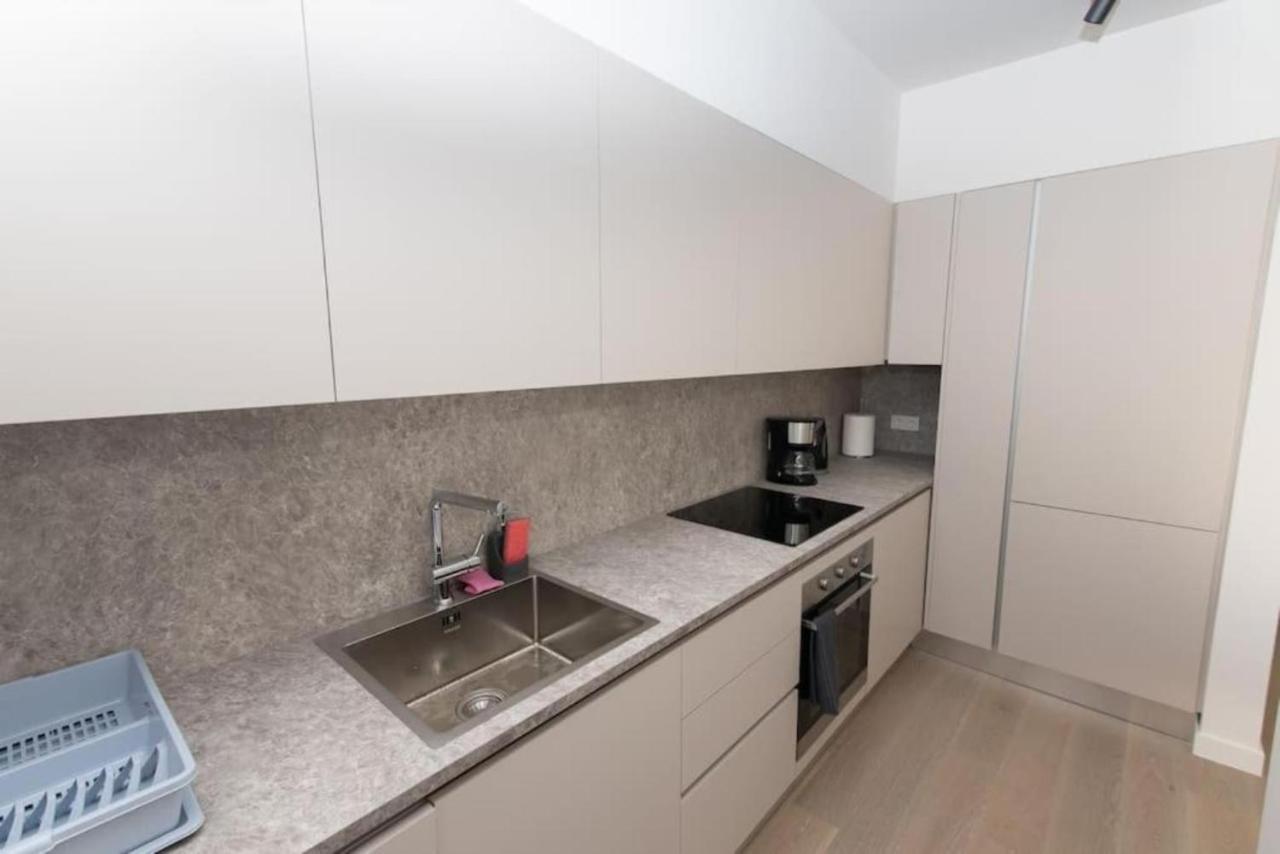 Апартаменты Modern Close To Center *