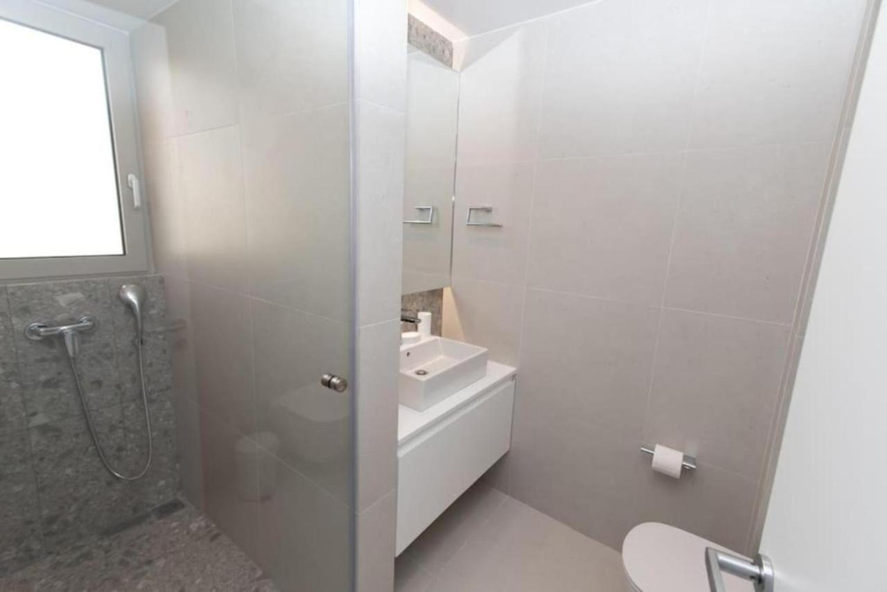 Modern Close To Center Апартаменты Афины